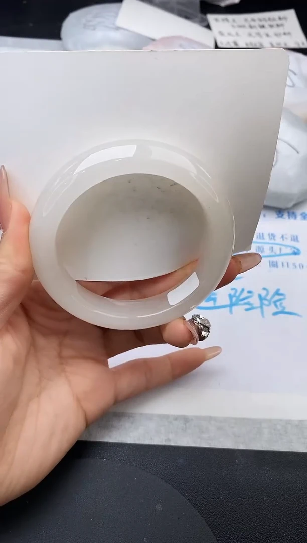 未镶嵌手镯石英质玉w202-HHB57+