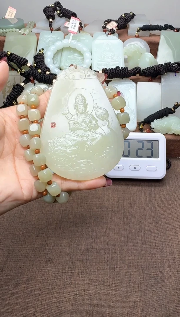 颈饰未镶嵌和田玉1