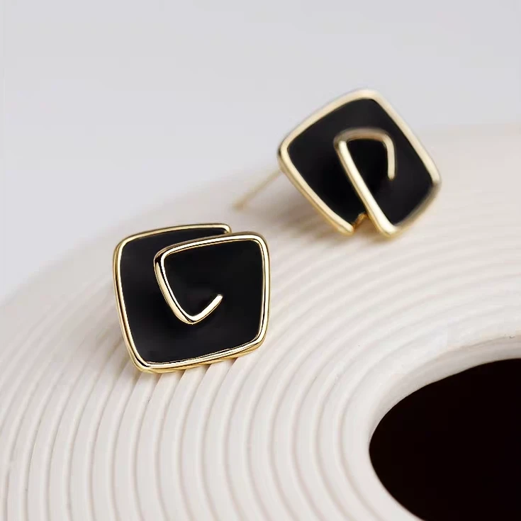 铜合金耳饰 黑玫瑰耳钉2025新款爆款高级感耳环925银针氛围感配饰