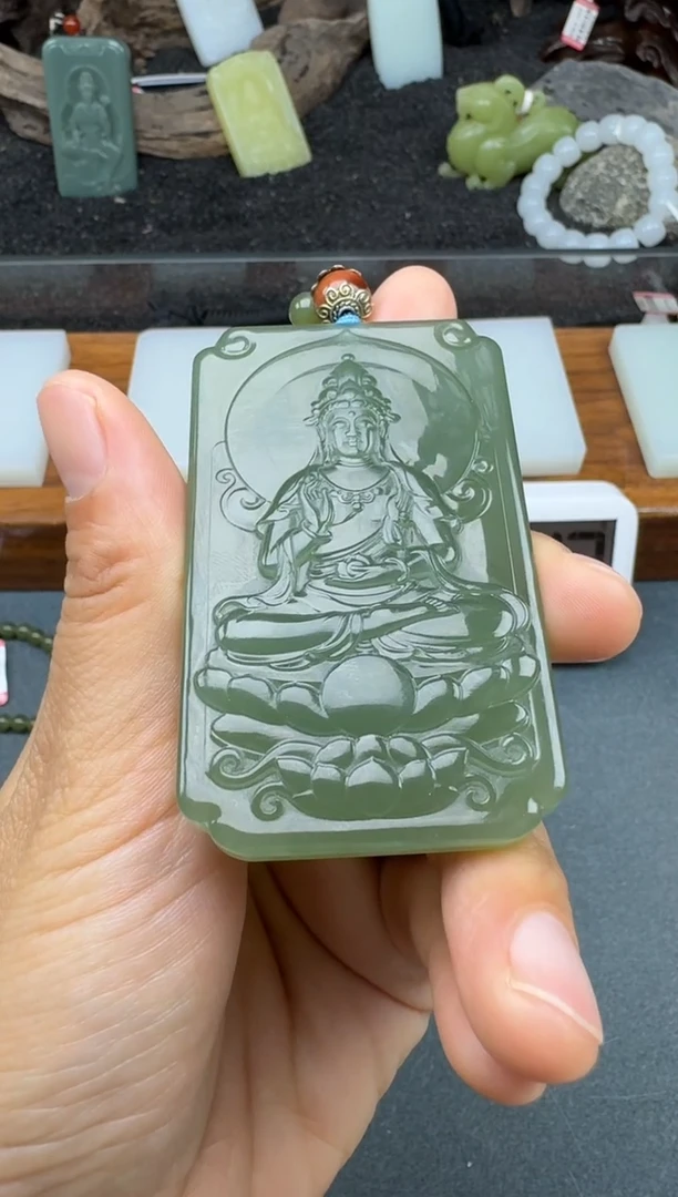 颈饰未镶嵌和田玉2