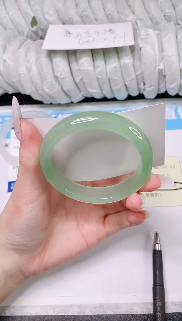 未镶嵌手镯石英质玉v13---54