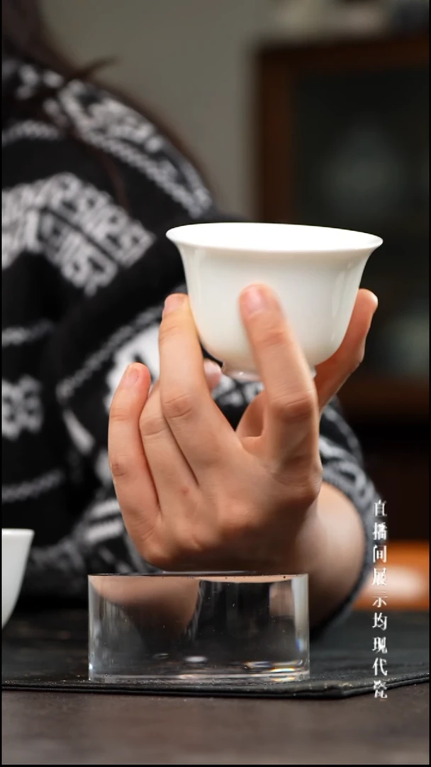 景德镇高白泥铃铛杯