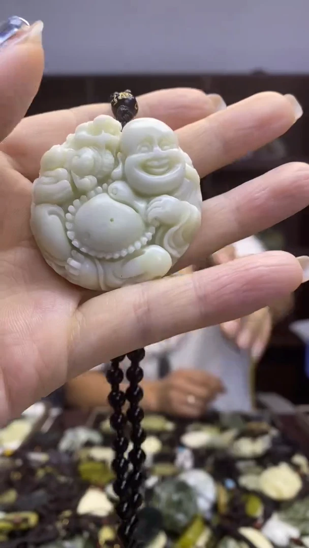 未镶嵌岫玉挂件