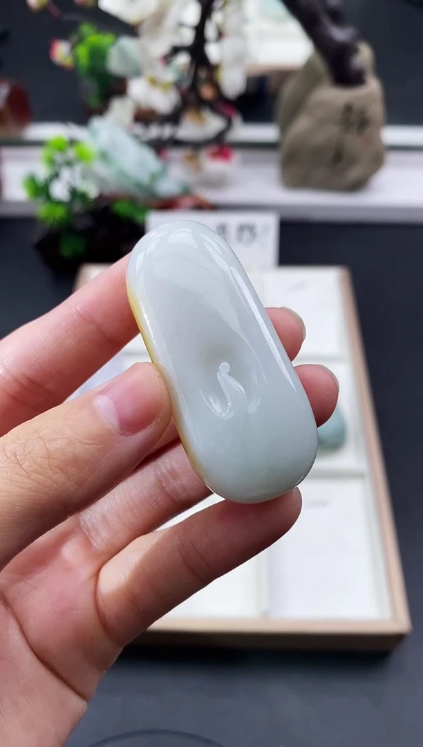颈饰未镶嵌翡翠天然缅甸A货翡翠