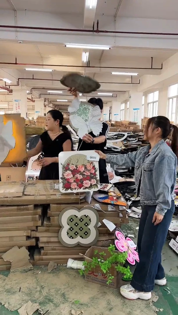 横款孤品微瑕果果闪购Q693