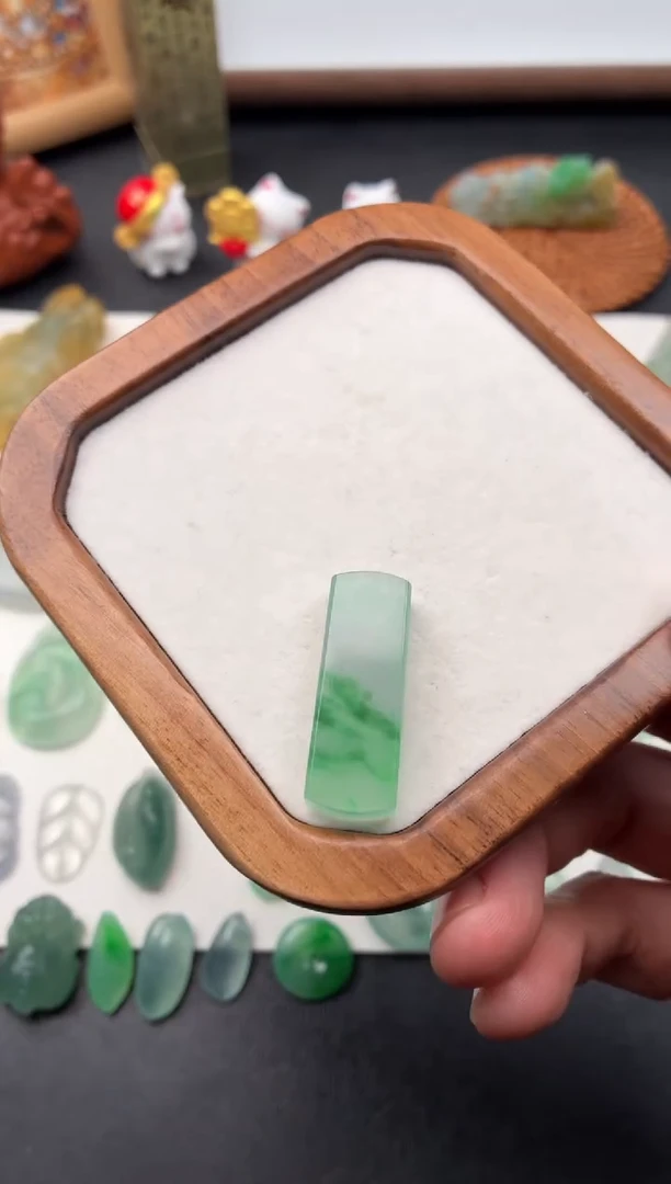 未镶嵌定制翡翠翡翠