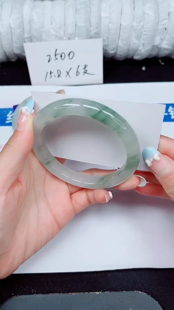 未镶嵌手镯石英质玉282-62/63