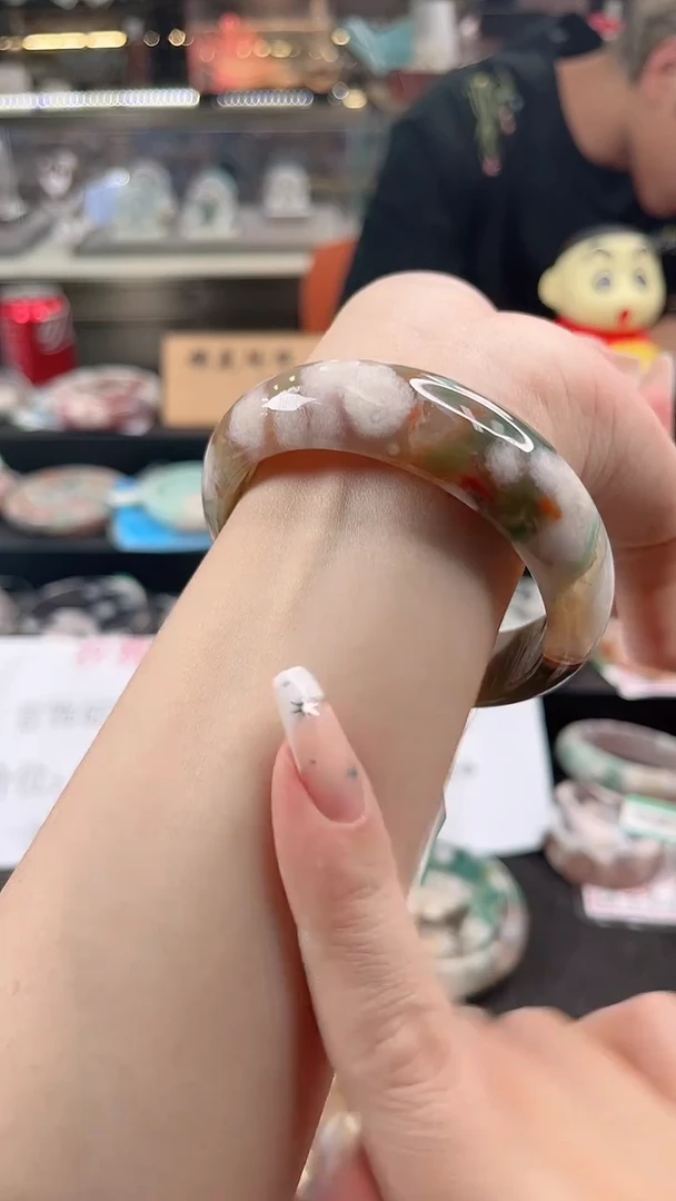 未镶嵌手镯石英质玉尘*丷圈口（赠品镯心）