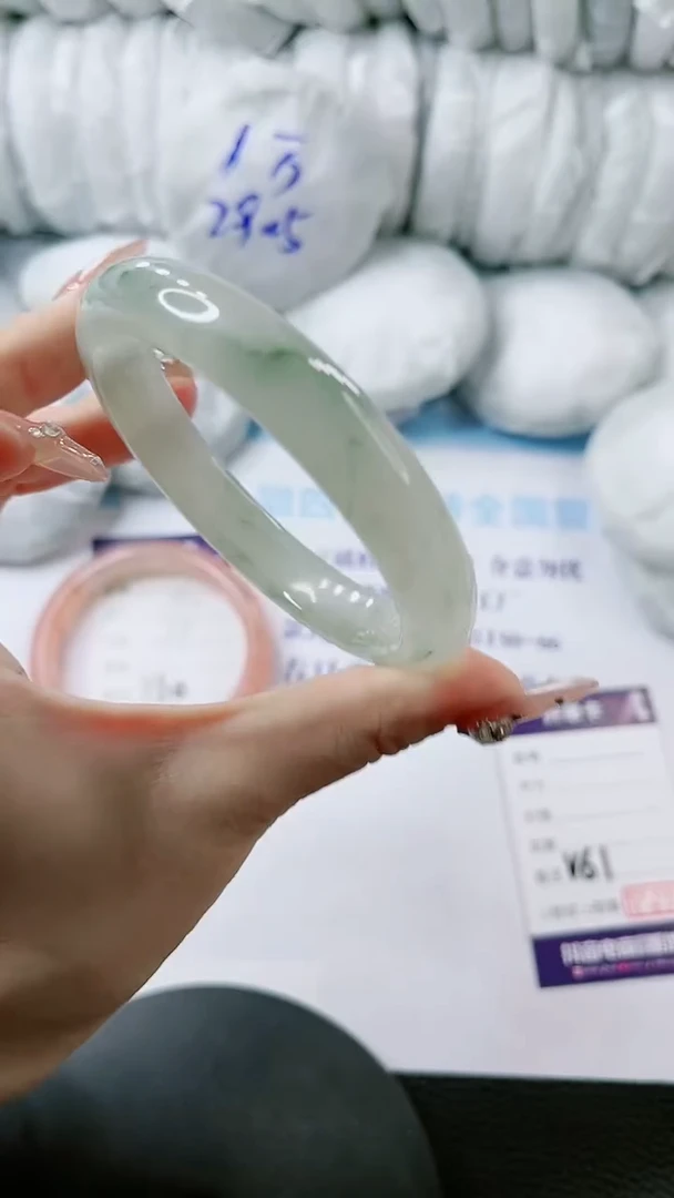 【闪购商品】石英质玉手镯未镶嵌多样性发货V61-62