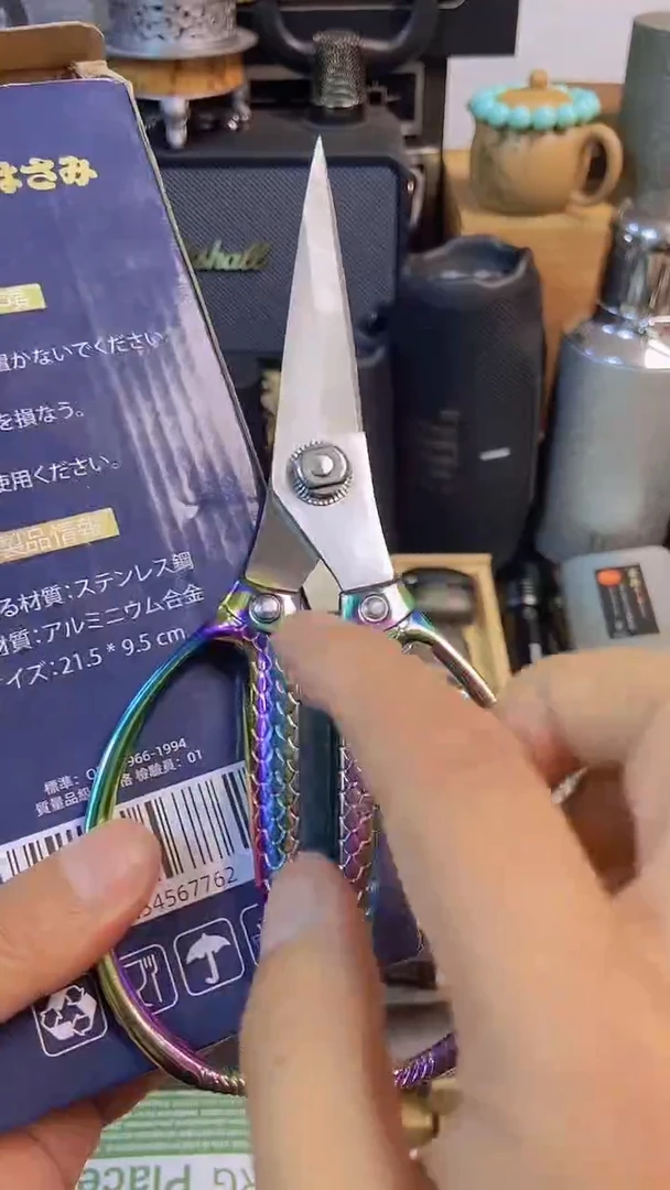 瓷片闪购商品，如图所示