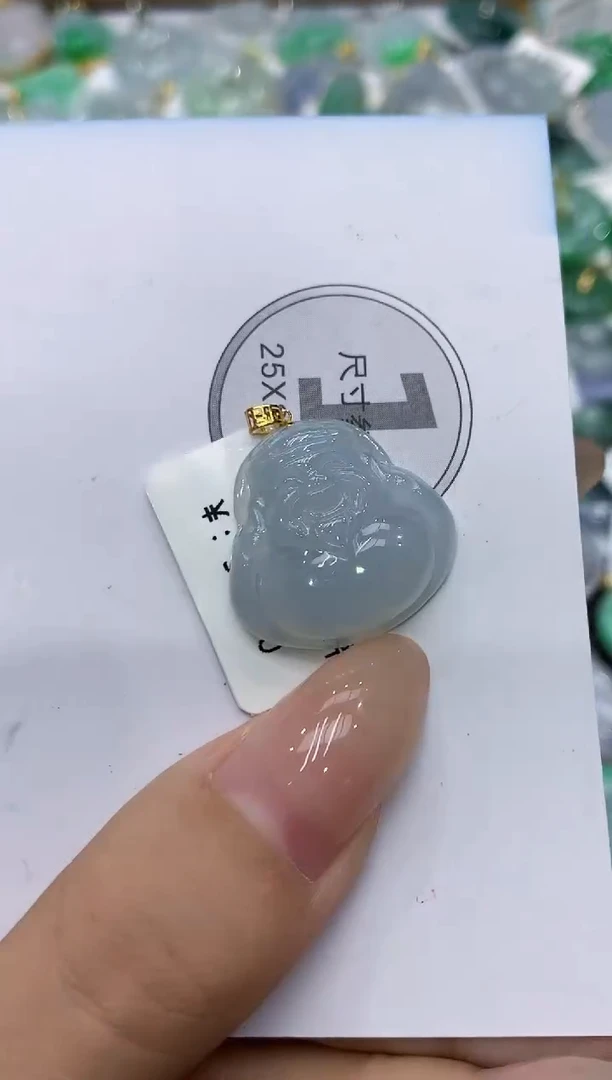 颈饰18K金镶嵌翡翠111111111111