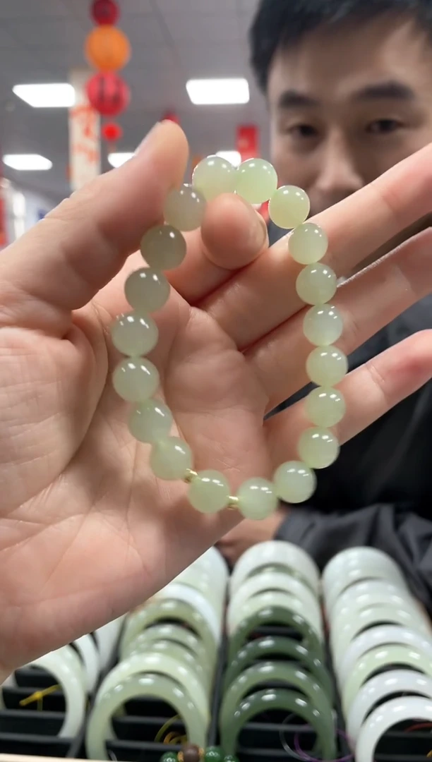 【闪购商品】和田玉手链未镶嵌翠胶猫卡10手串一条