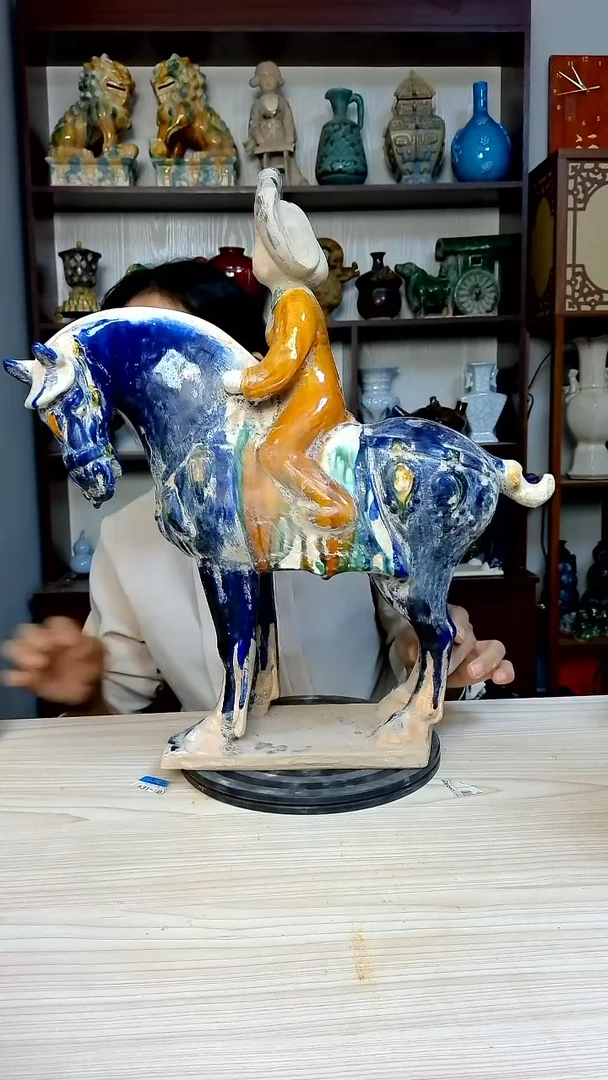 经典精美复古风格瓷器