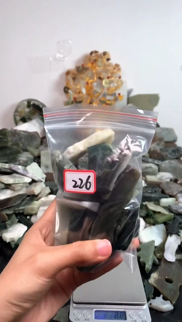 未镶嵌和田玉摆件226