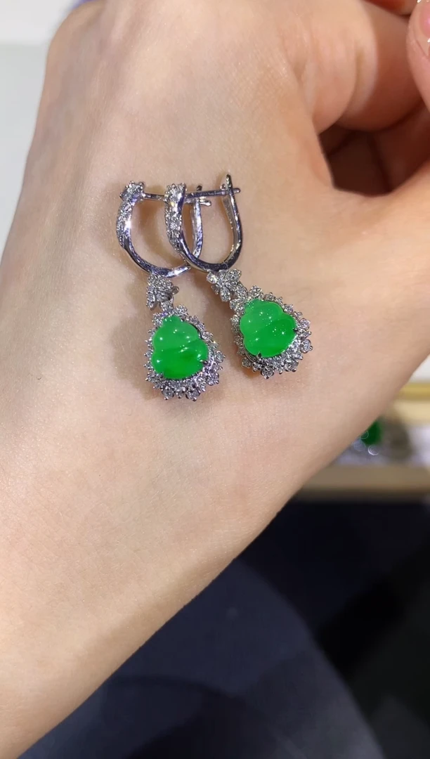 翡翠18K金镶嵌吊坠(不含链)团购1