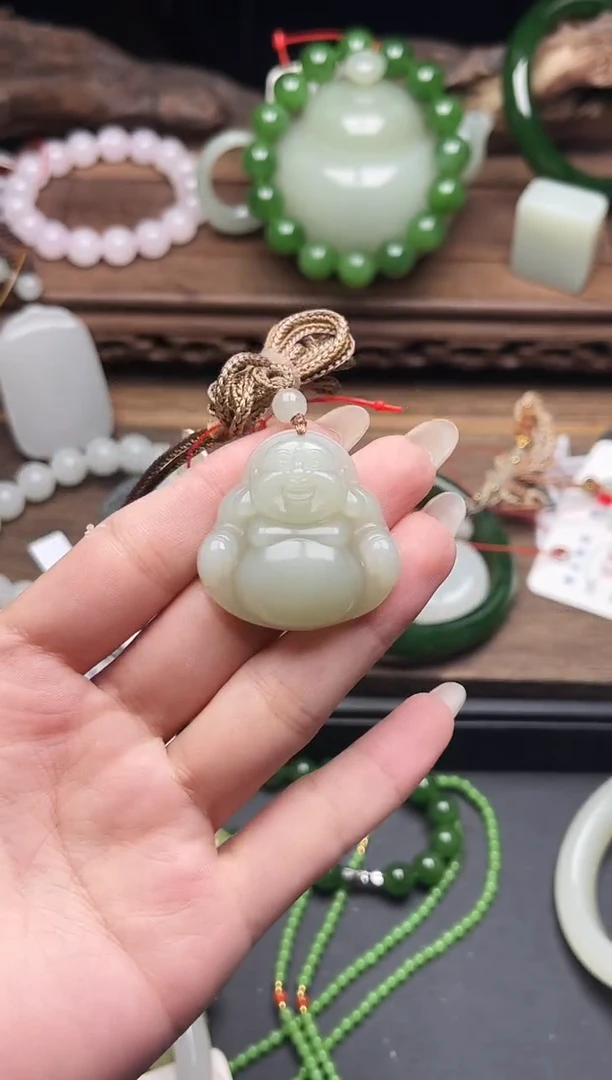 吊坠(不含链)未镶嵌和田玉且末青白 佛公9014810