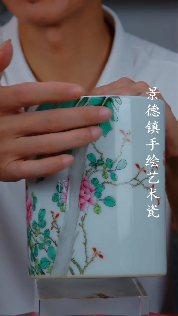 现代景德镇手工手绘陶瓷摆件71