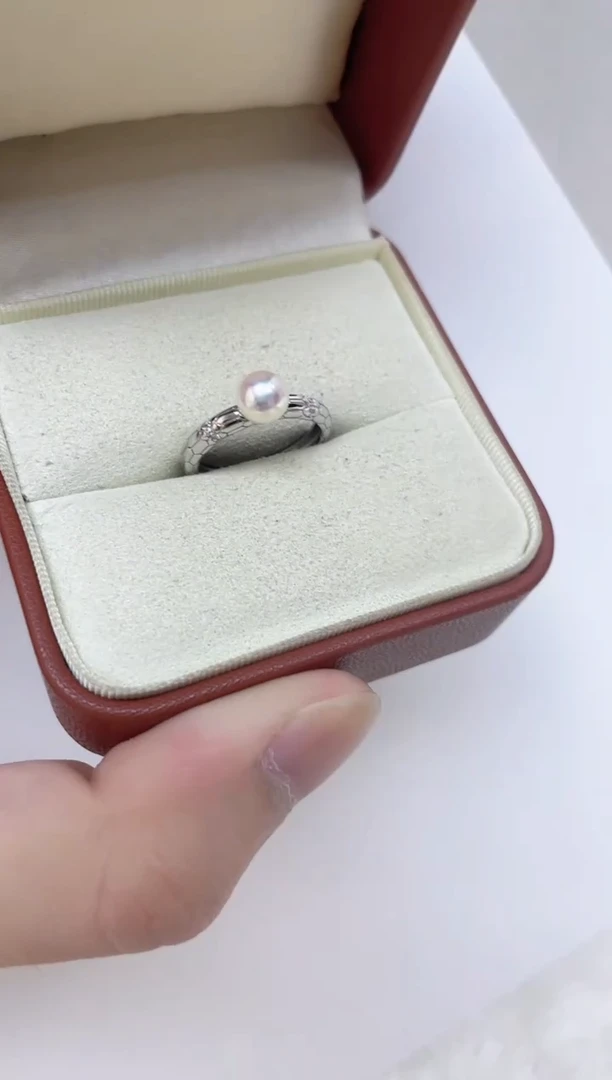 银S925镶嵌海水珍珠戒指