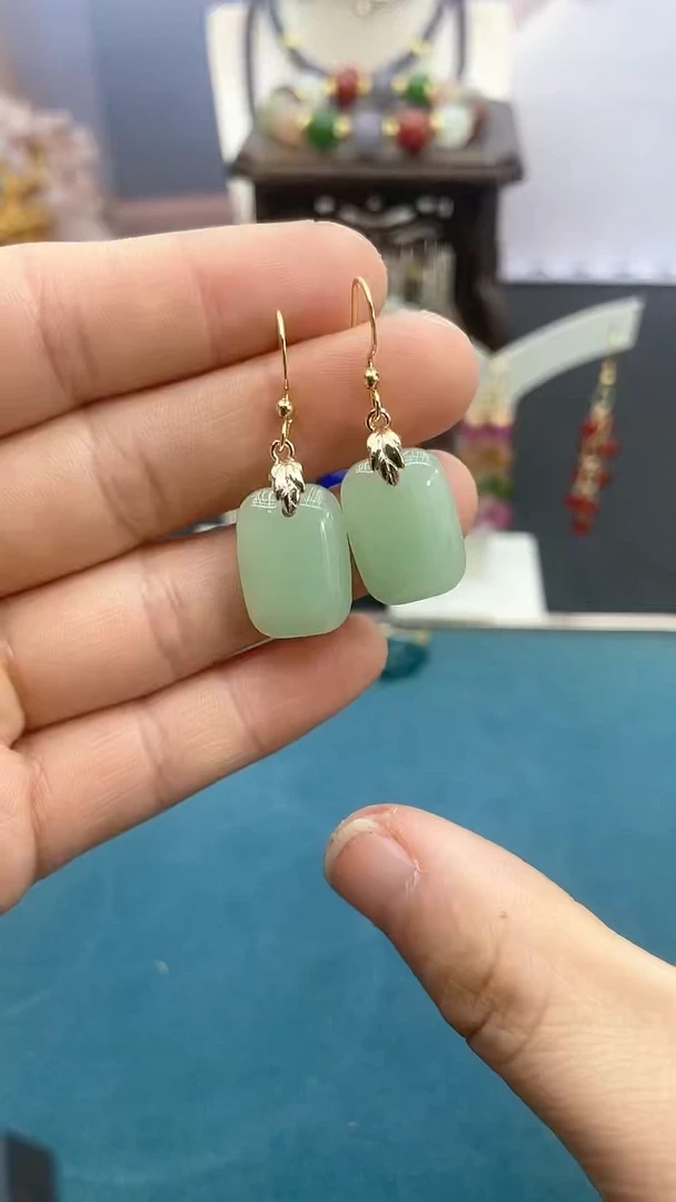 【闪购商品】和田玉耳饰14K金镶嵌无事牌耳钩