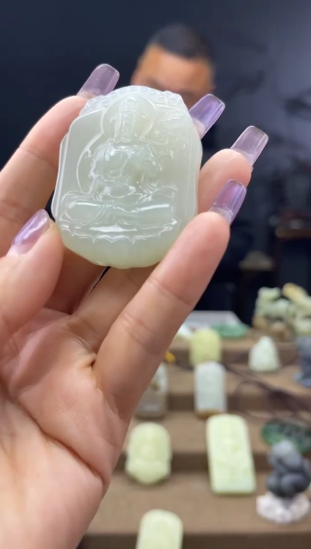 颈饰未镶嵌和田玉1