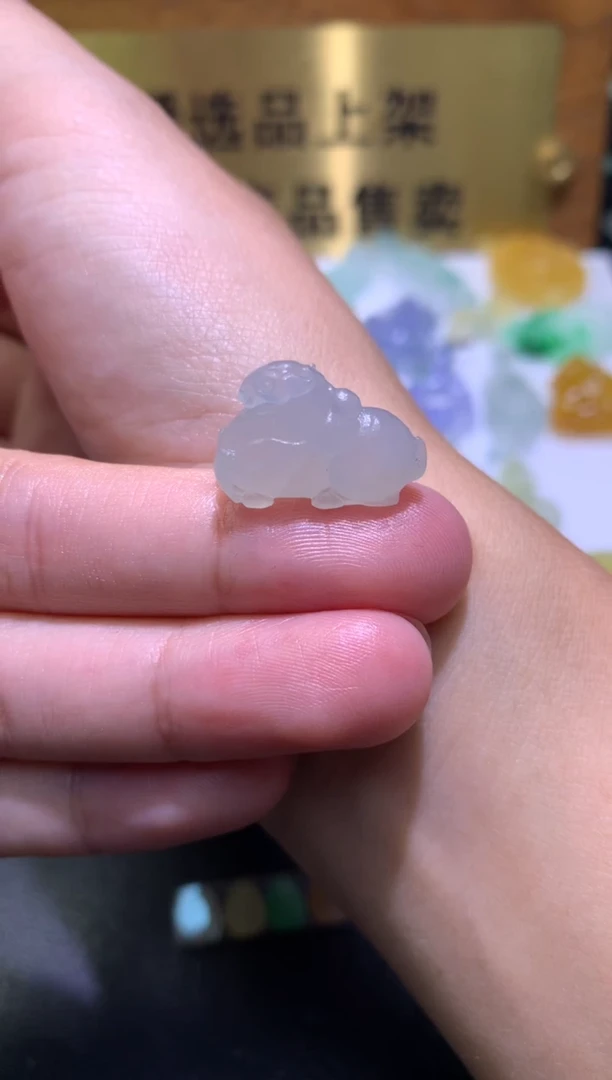 未镶嵌定制翡翠毛货