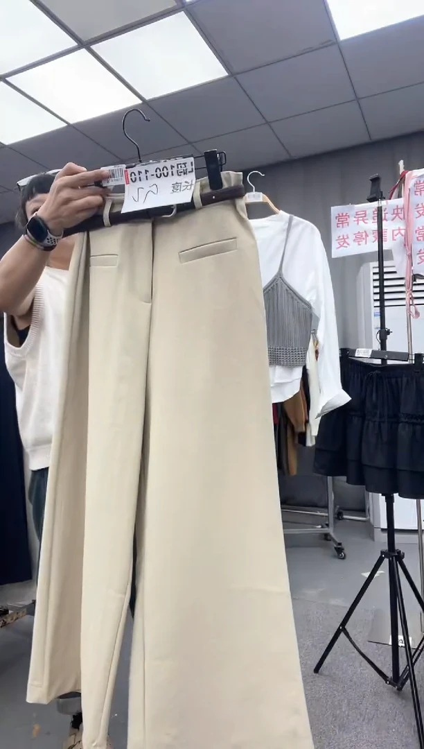 棉L码   大哥家漂亮衣服漂亮颜色