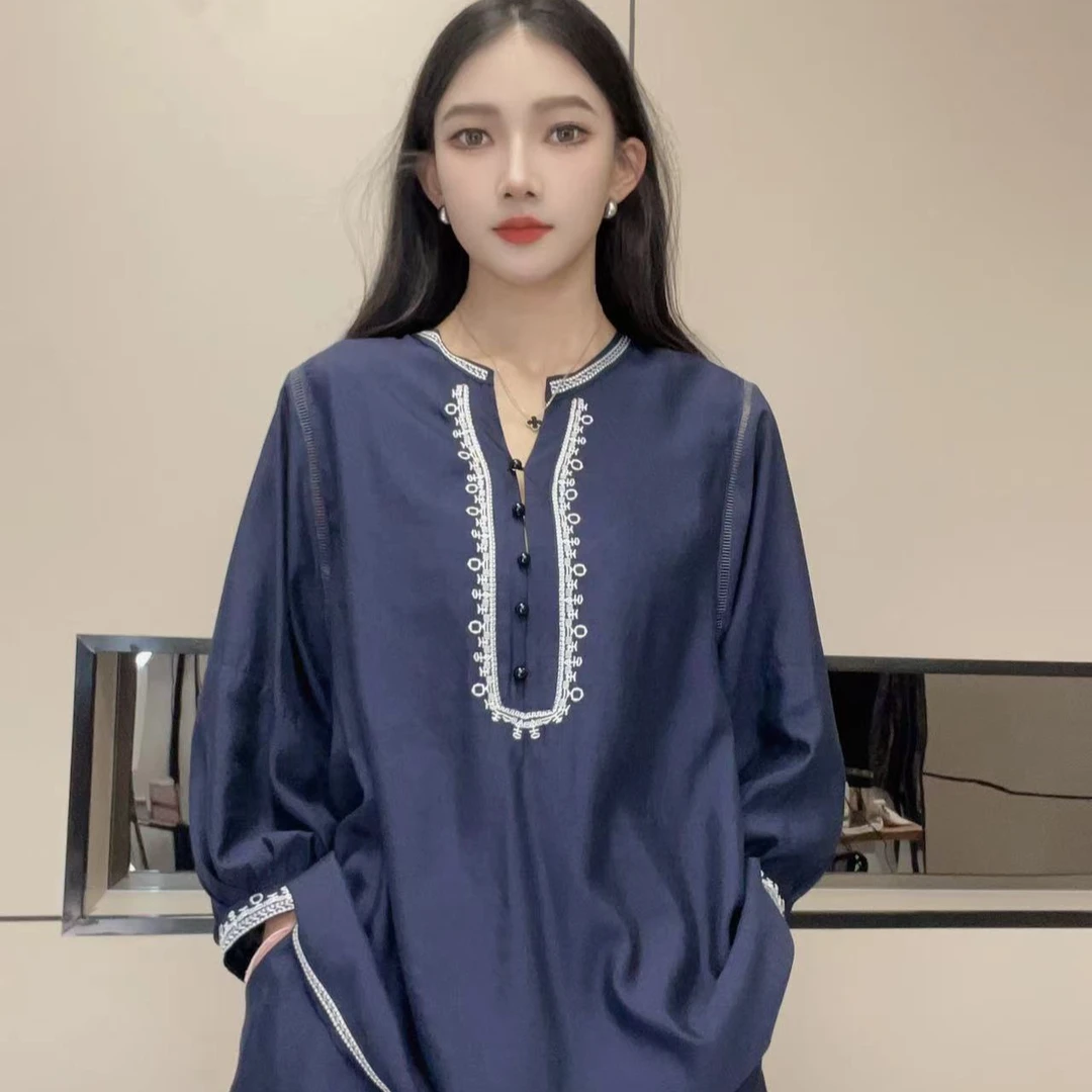 大码女装两件套上衣+短裤小众设计感撞色刺绣套装Q24BTZ1830