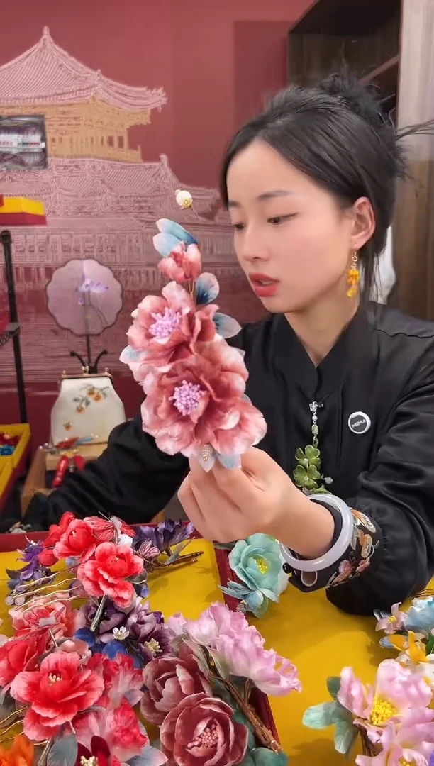 【闪购商品】刺绣非遗绒花（发饰）