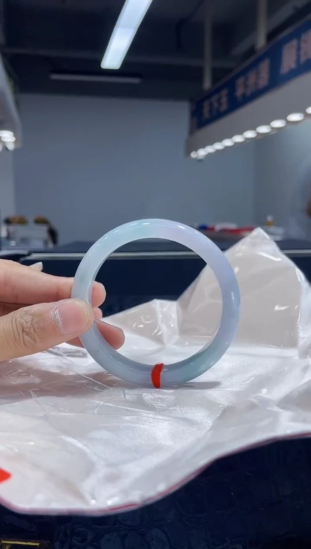 未镶嵌手镯翡翠24