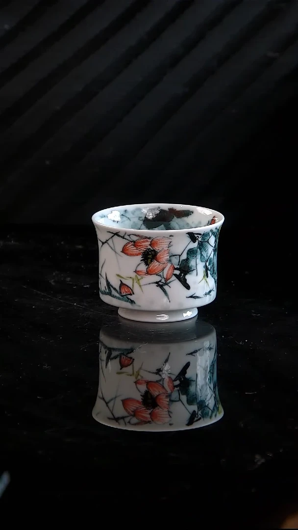 李华手绘釉中五彩单翠马蹄杯