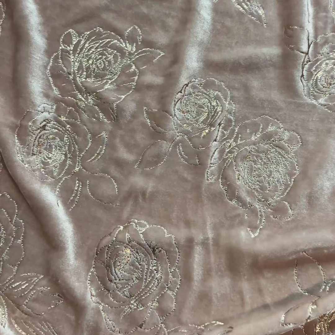 蚕丝丝绒印花 粉色玫瑰 宽幅（定制类产品，定制周期30-45天）
