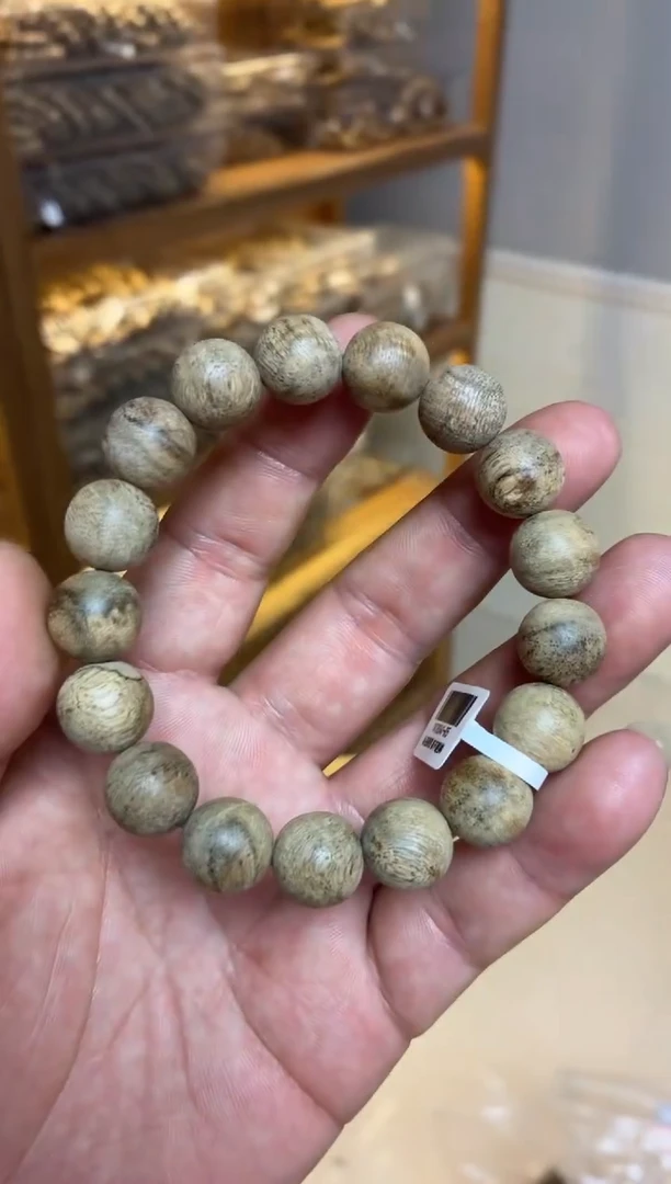 沉香手串 文莱圆珠单圈1.3多样性发其一