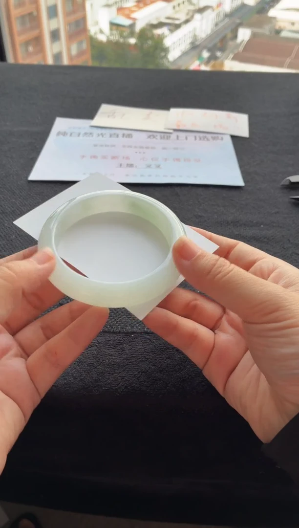 翡翠手镯未镶嵌买断价XW23016804