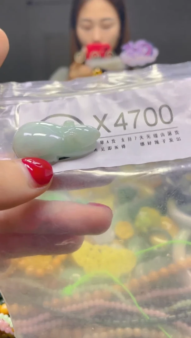 颈饰未镶嵌翡翠/X/翡翠A货，一件也是批发价