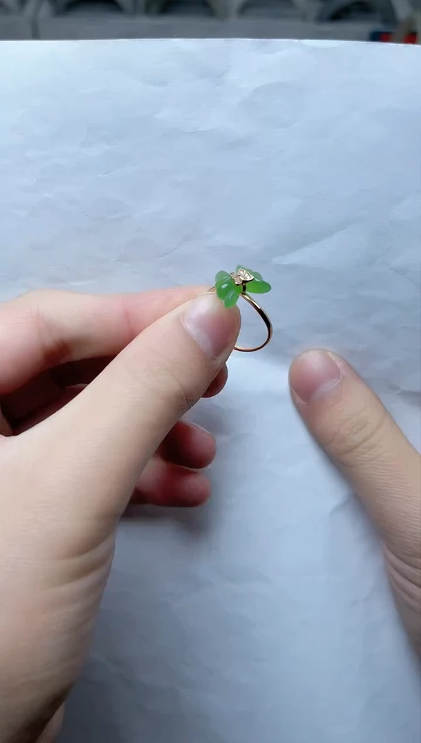 【闪购商品】和田玉戒指18K金镶嵌蝴蝶戒指06