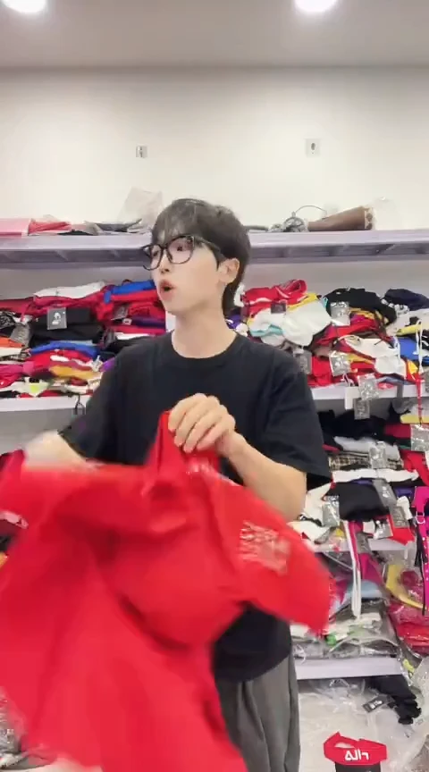 闪电购精品女装 81 m