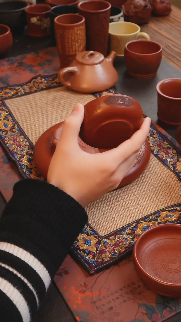 茶杯紫砂见素造器朱泥圆形爱莲说