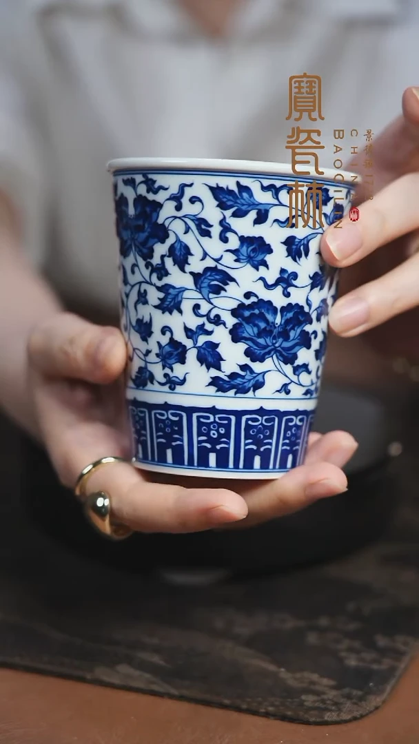 宝瓷林青花山茶花