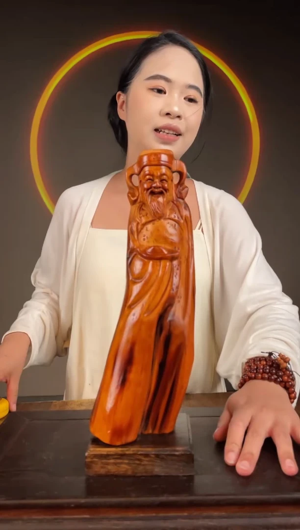 柏木（崖柏）手工摆件,先抢先得! 编号:242