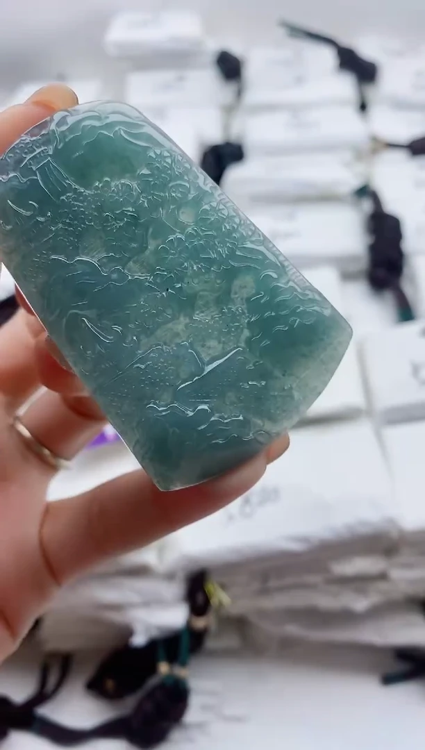 颈饰未镶嵌翡翠8