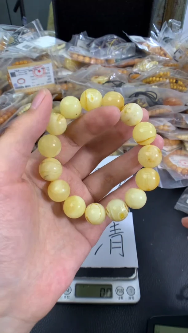 蜜蜡未镶嵌珠宝奇石1