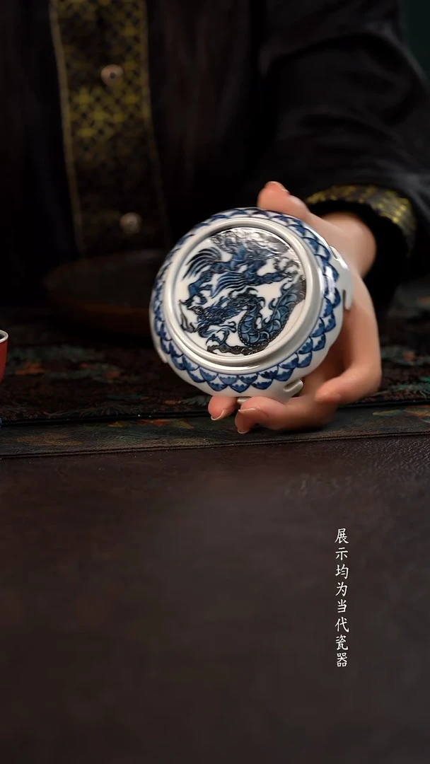 雲山敬古龙纹如意脚小板凳