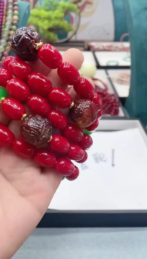 图片款 消失的红三姑娘