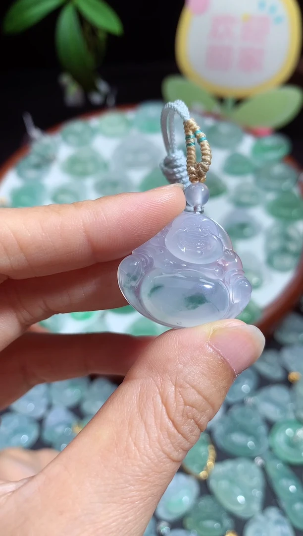 颈饰未镶嵌翡翠佛公