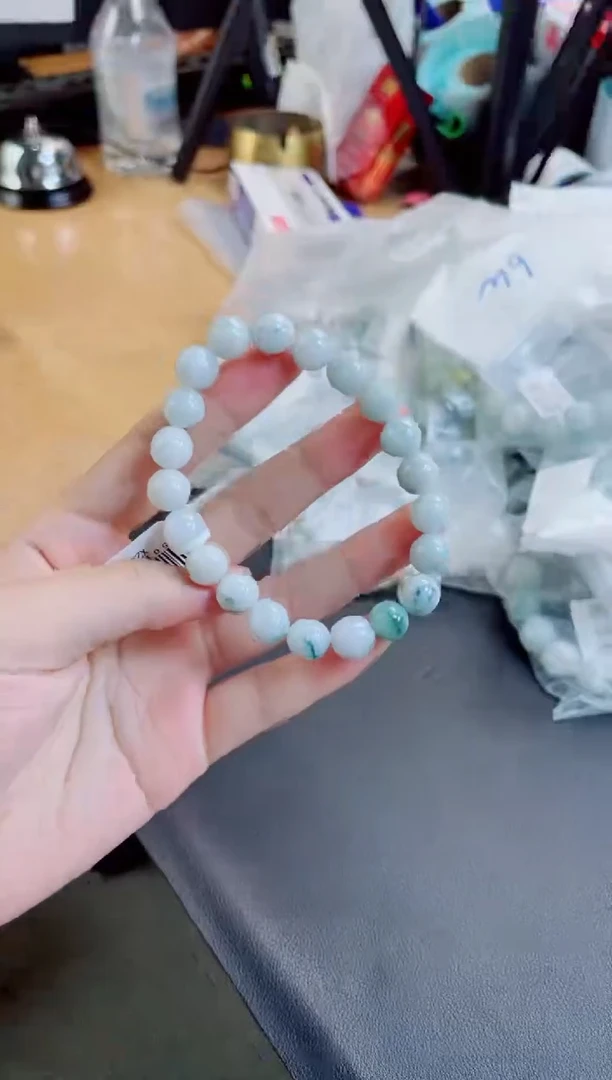 定制翡翠未镶嵌珠串