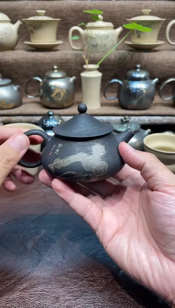 泥塑李云宇手磨斗笠事事如意微微瑕壶130毫升