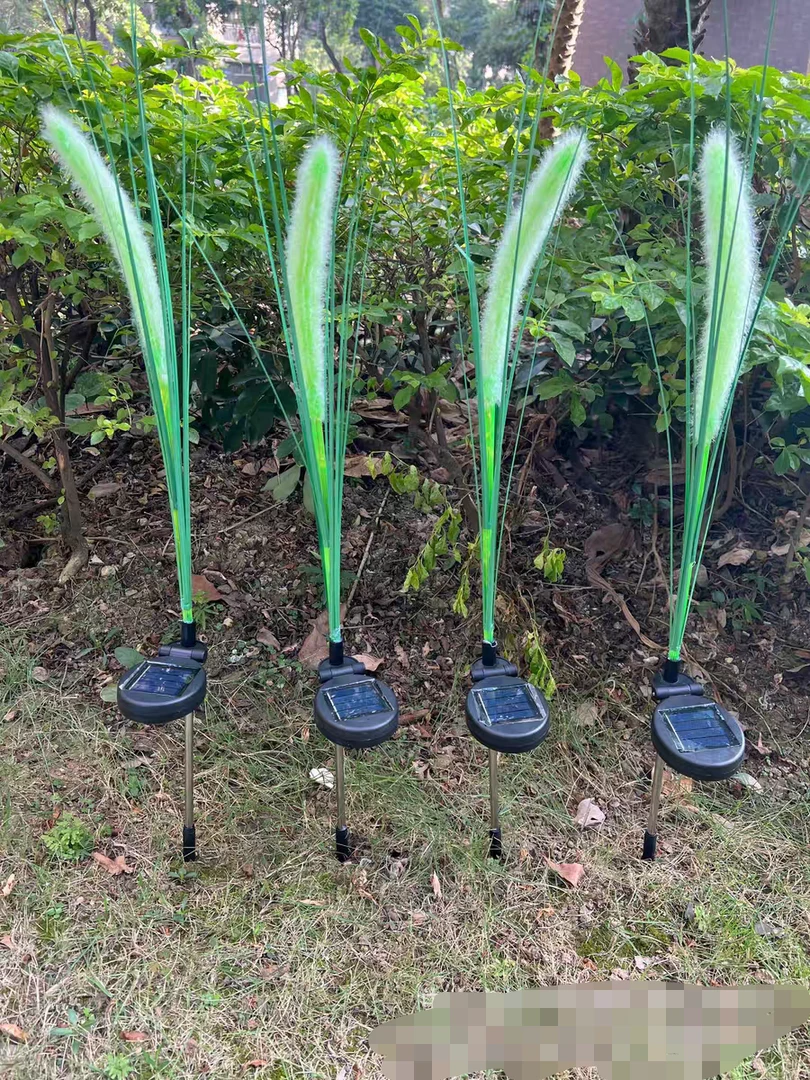 太阳能灯地插灯狗尾巴草