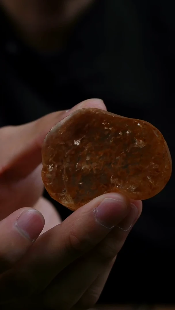 吊坠(赠链)未镶嵌水晶一****）水晶