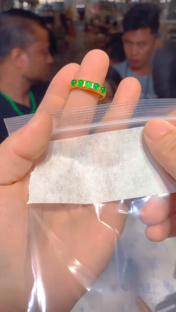 翡翠挂件未镶嵌14定制翡翠多样性发货（发其一）