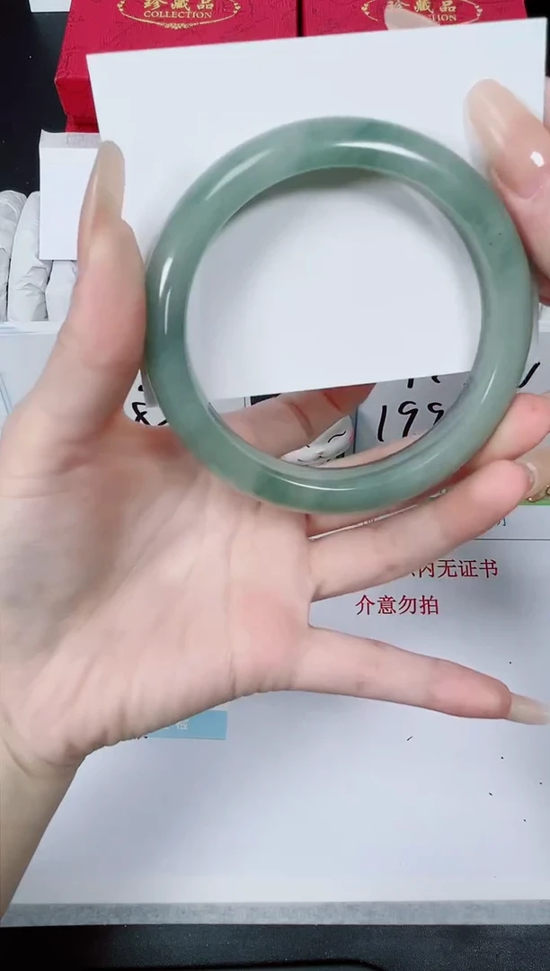 【闪购商品】石英质玉手镯未镶嵌K362-64.2